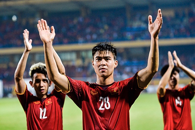 Lich thi dau ban ket AFF Cup: Viet Nam gap Philippines hinh anh