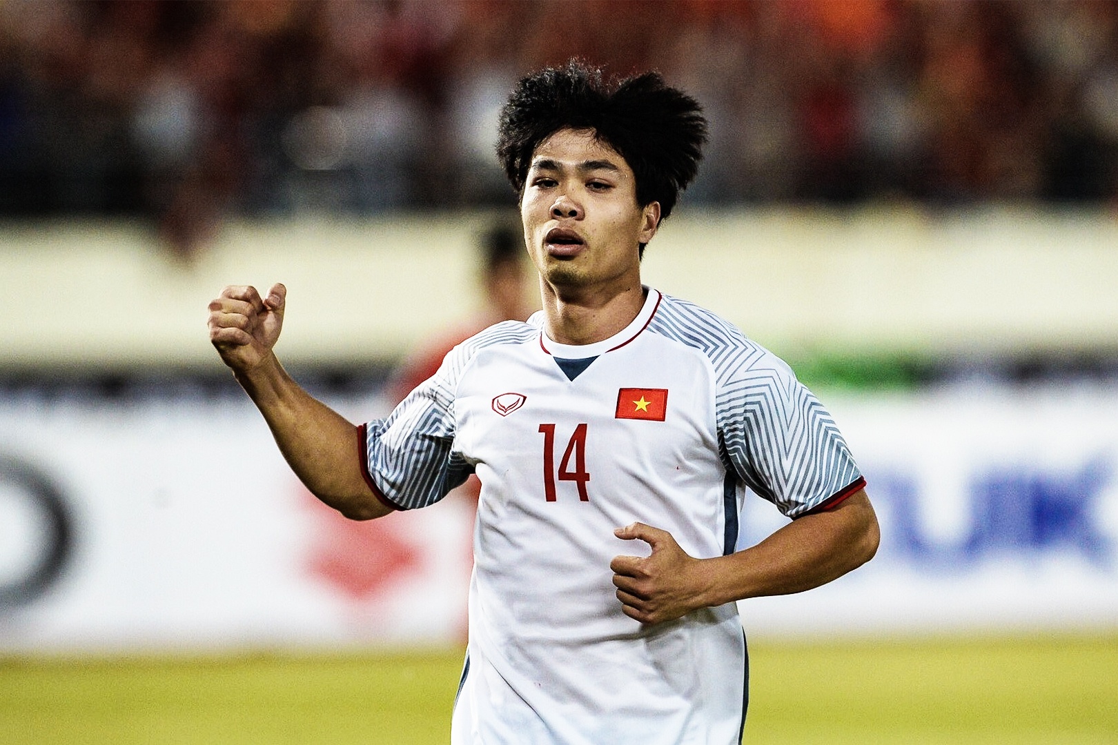 Cong Phuong va cai duyen ghi ban vao luoi Malaysia hinh anh