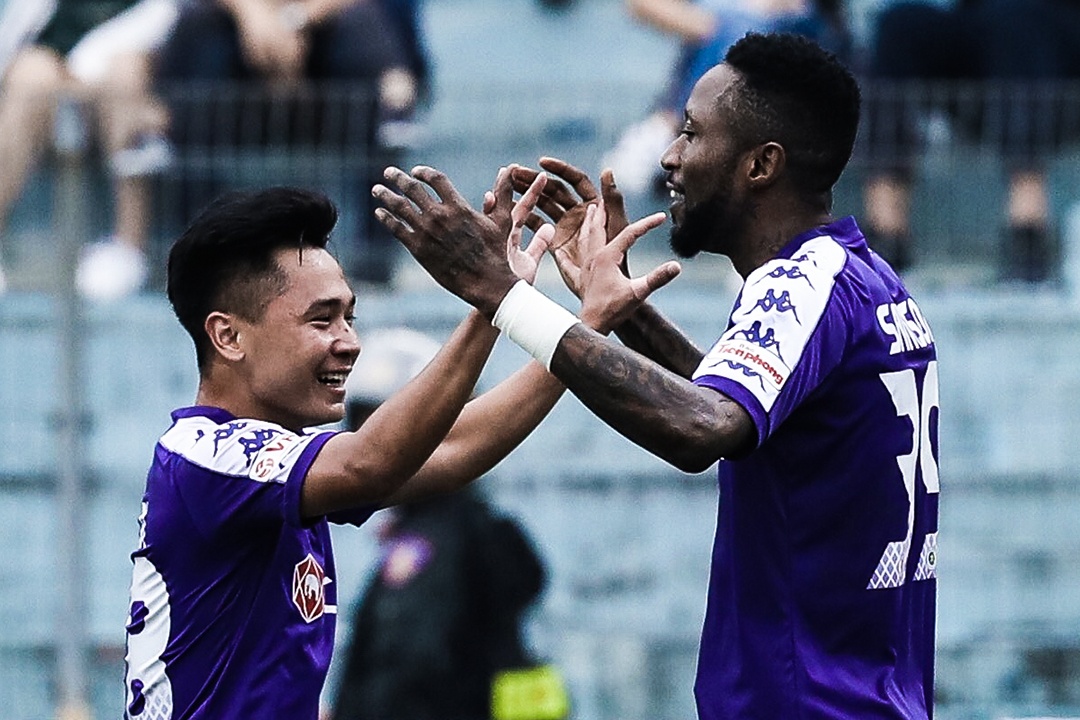 Highlights CLB Ha Noi 2-0 Binh Duong hinh anh