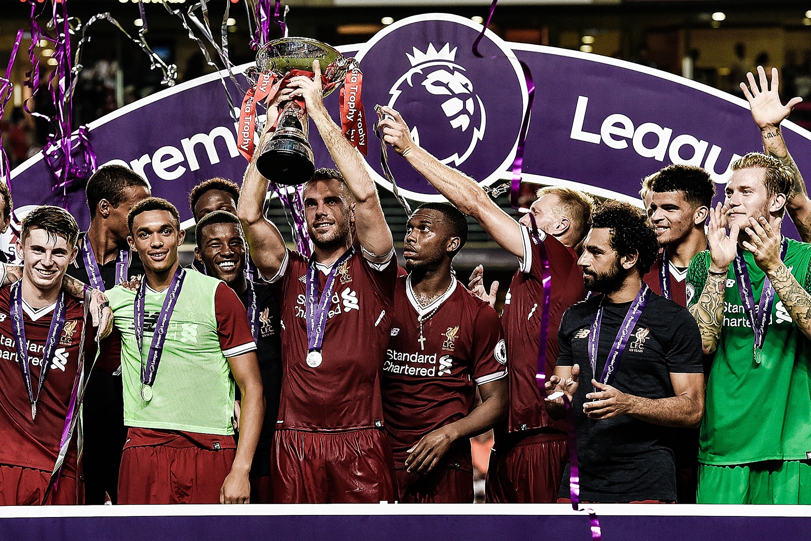 HLV Klopp: 'Neu phai chon, CDV Liverpool muon vo dich Ngoai hang Anh' hinh anh