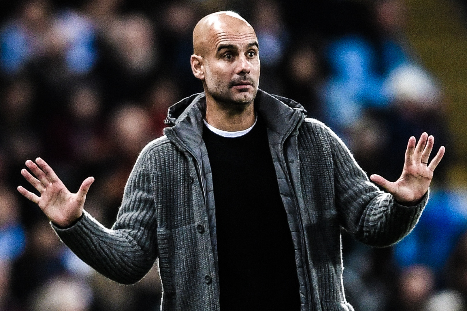 HLV Guardiola bac bo tranh cai ve ban thang cua Sterling hinh anh