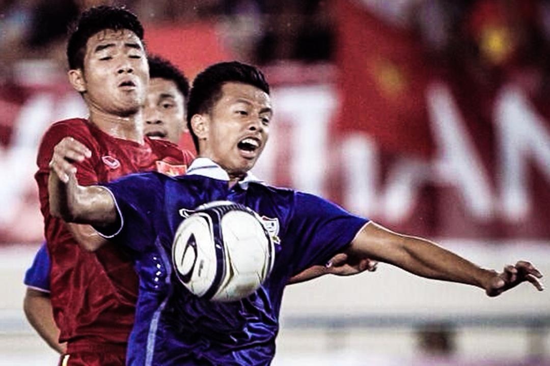 Quang Hai, Duc Chinh tung thua 0-6 U19 Thai Lan hinh anh