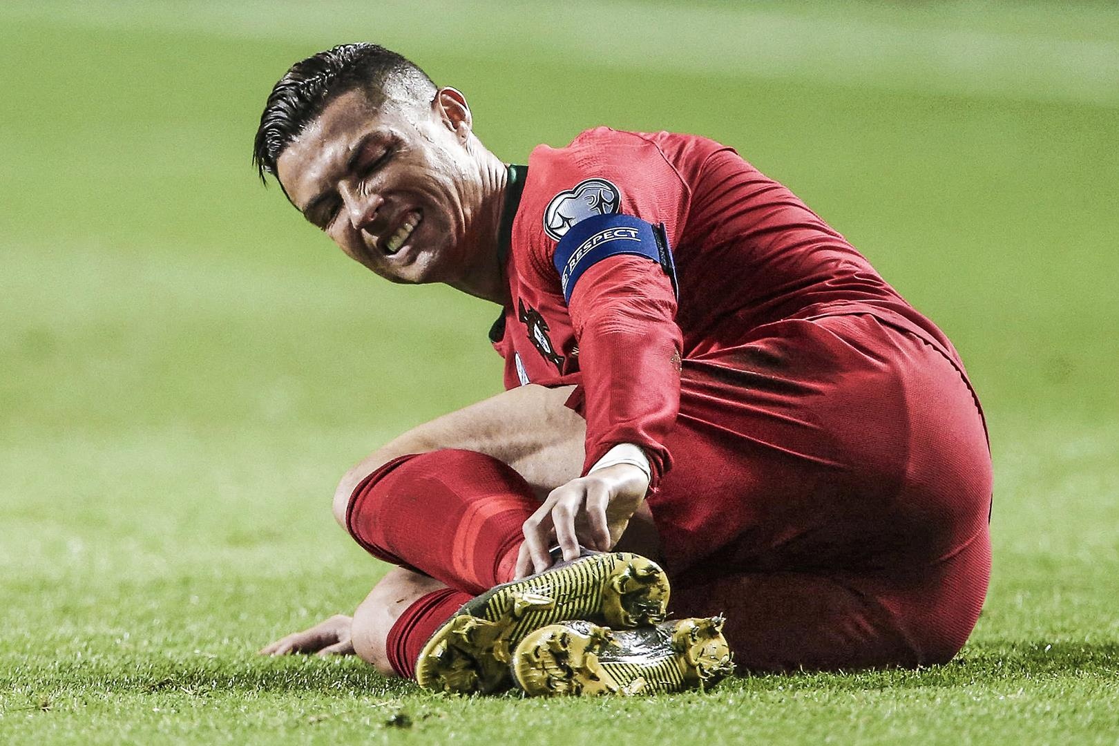 HLV Juventus tiet lo thoi diem Ronaldo tai xuat hinh anh