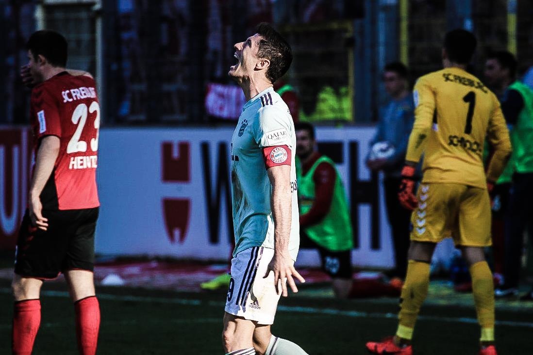 Highlights Bundesliga: SC Freiburg 1-1 Bayern Munich hinh anh