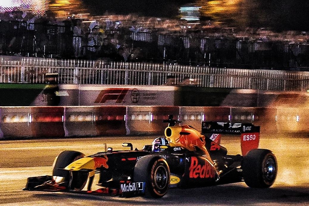 Ve xem F1 re nhat tai Viet Nam co gia 1,75 trieu dong hinh anh