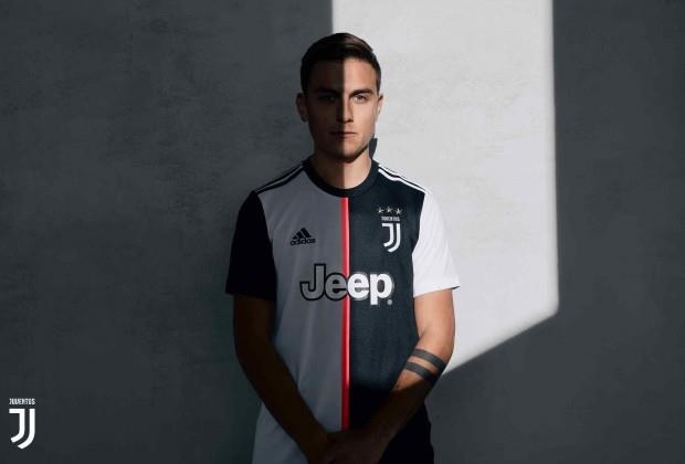 Ra mat ao dau Juventus mua giai 2019/20 hinh anh