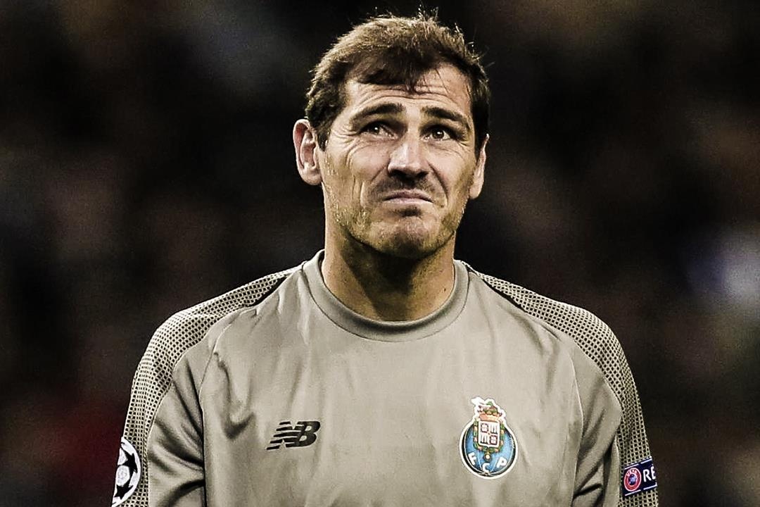 Cac cau thu dong huong Tay Ban Nha mong Casillas som tro lai hinh anh