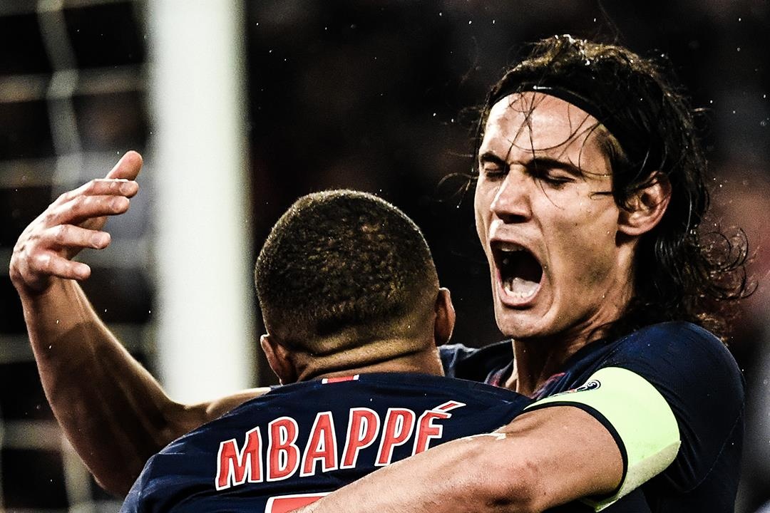 Mbappe ghi ban, PSG van thua tran cuoi mua giai hinh anh