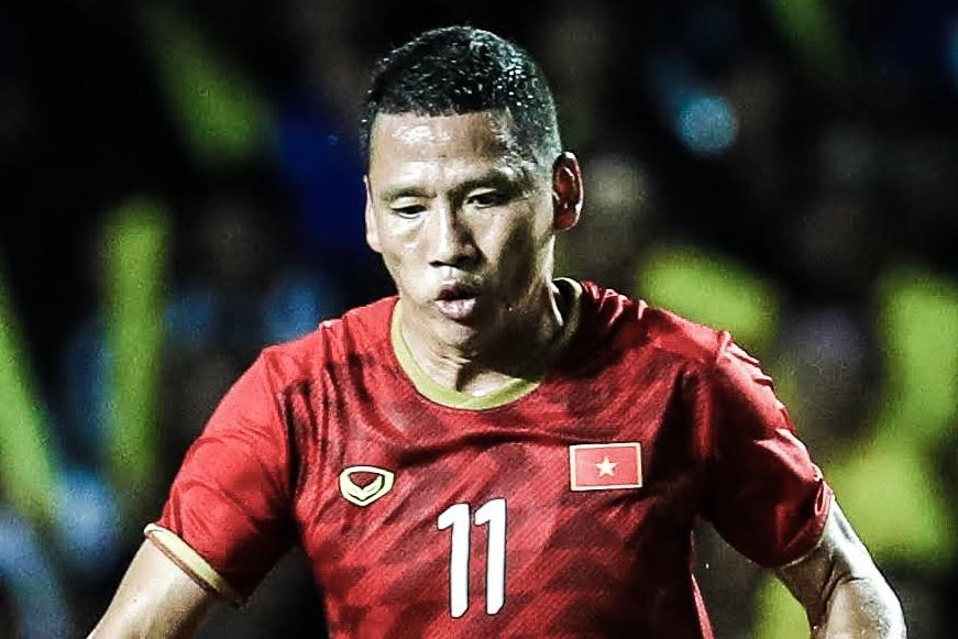 Khong bo cuoc truoc chan thuong, Anh Duc khien tuyen Thai Lan om han hinh anh