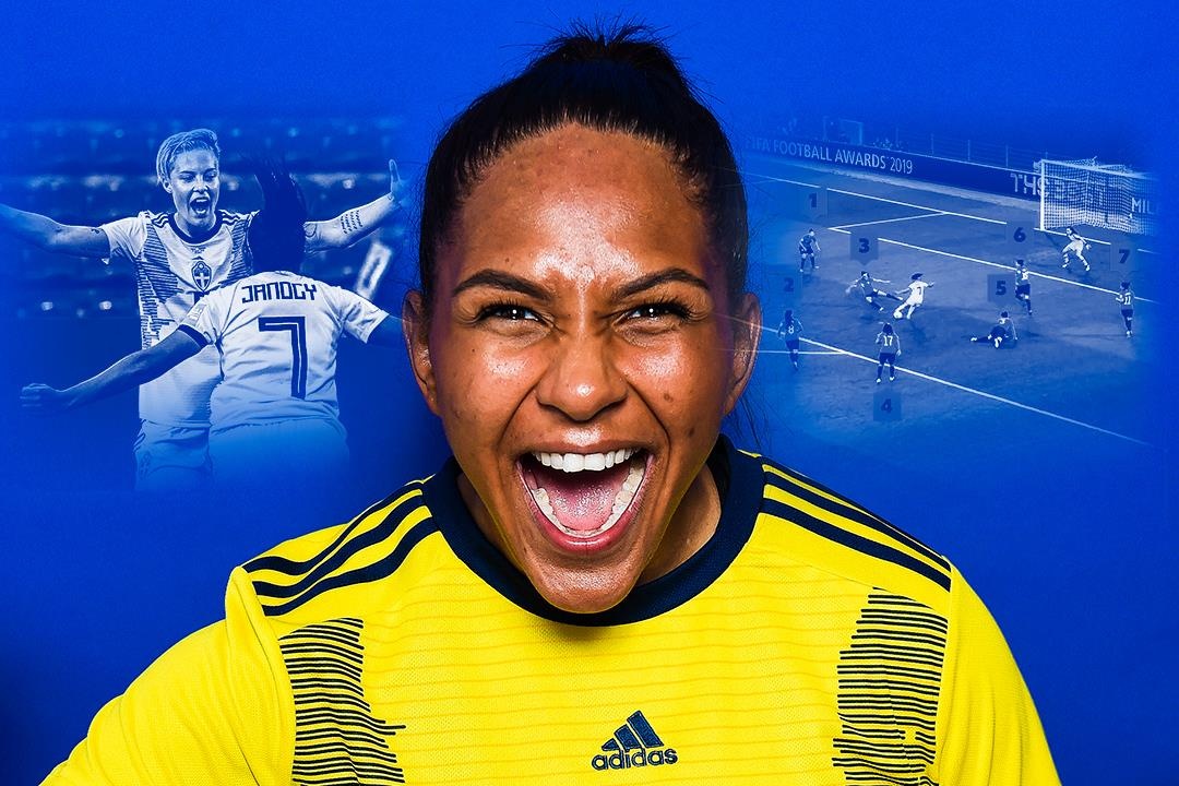 Tien ve Thuy Dien ghi ban trong vong vay cua 7 cau thu doi phuong hinh anh