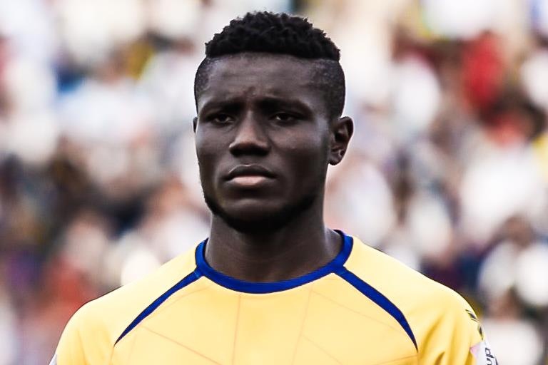 Ngoai binh V.League sap sang chau Au bo lo co hoi o khoang cach 5 m hinh anh