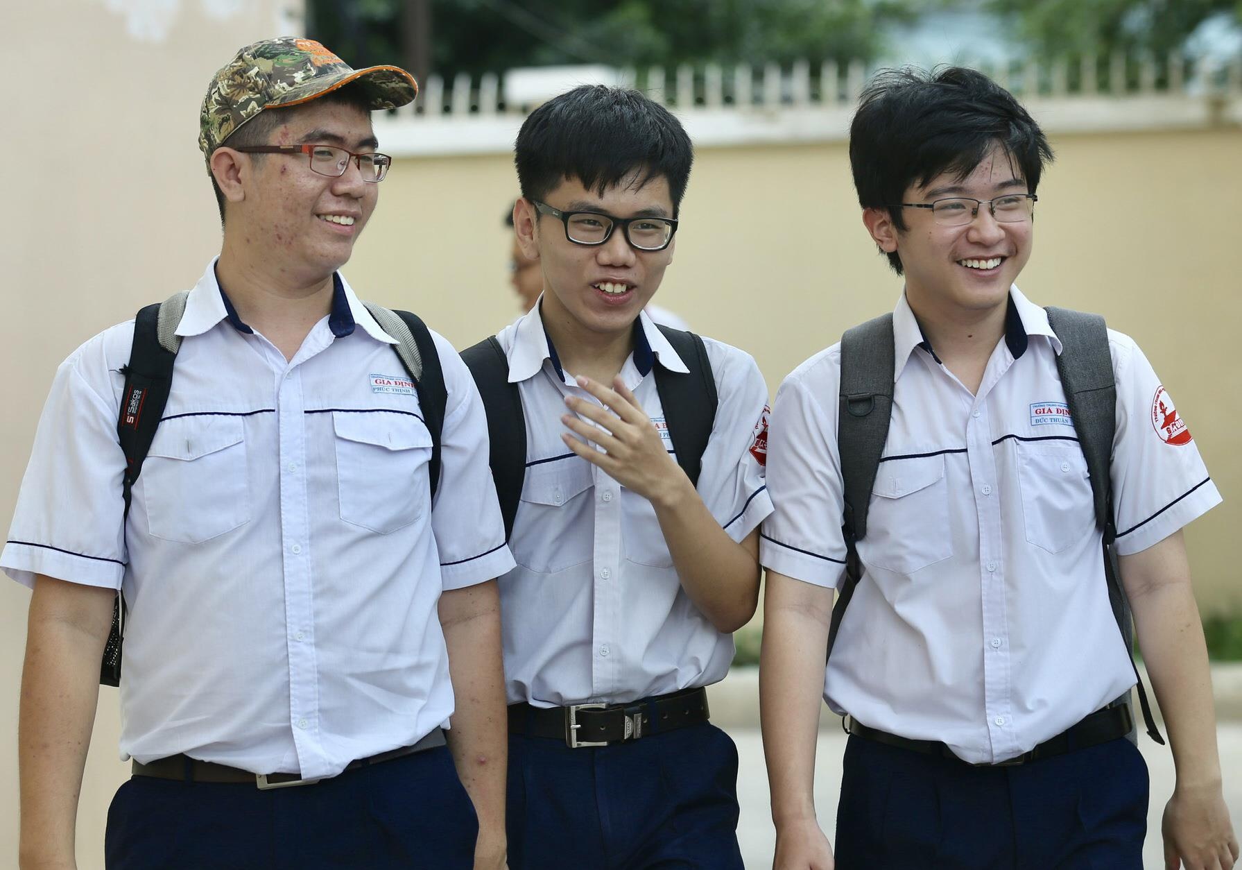 Thi sinh keu de thi Vat ly kho, khong lam het bai hinh anh