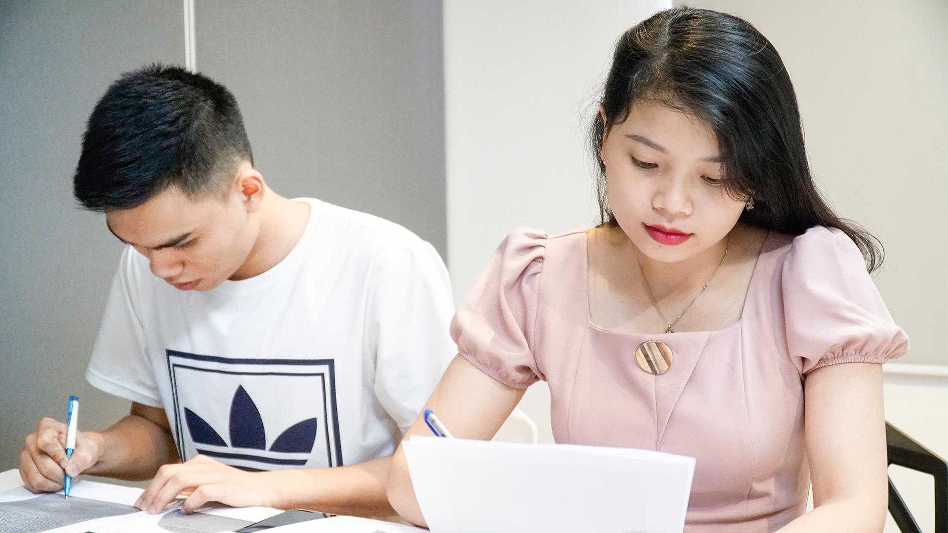 De thi Lich su kho, Dia ly va Giao duc Cong dan se co diem 10 hinh anh