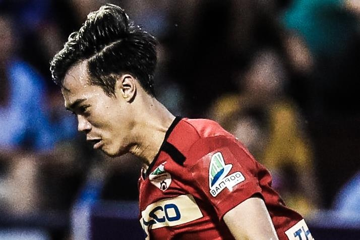 Van Toan lua qua thu mon, ghi ban cho HAGL hinh anh