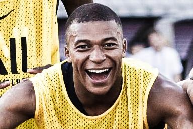 Mbappe lua thu mon, danh got ghi ban tren san tap hinh anh