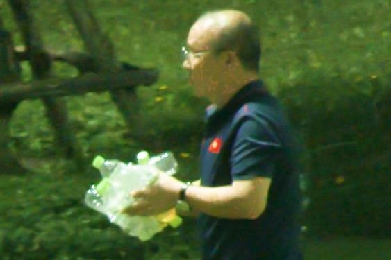 HLV Park nhat rac sau tran dau tap cua U22 Viet Nam hinh anh