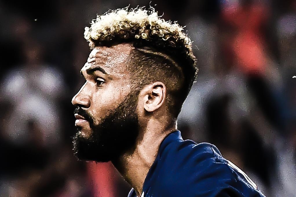 Sao PSG xoay compa loai 5 cau thu truoc khi ghi ban hinh anh