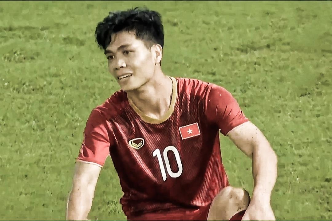 Cong Phuong sut hut bong hai huoc trong tran gap Thai Lan hinh anh