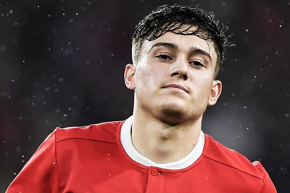 Sao tre MU ghi ban giup xu Wales thang Belarus hinh anh