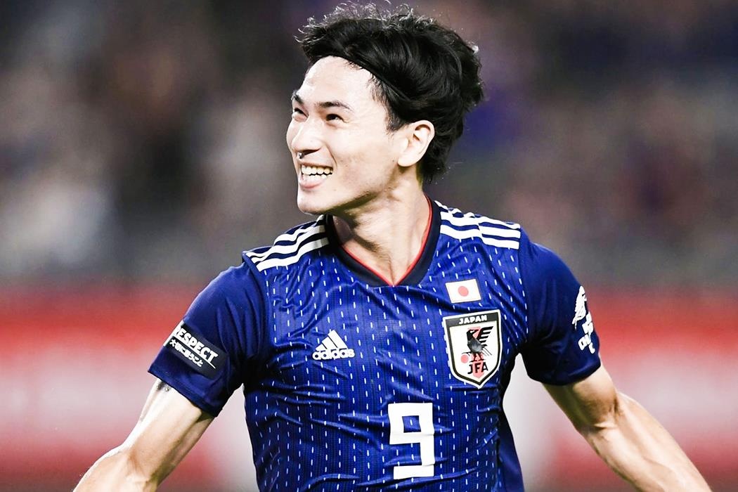 Nhat Ban thang Myanmar 2-0 tai vong loai World Cup 2022 hinh anh