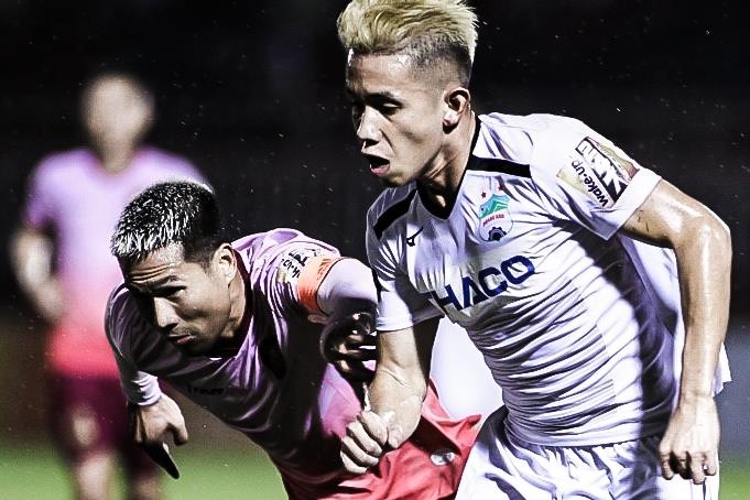 Hong Duy ghi ban cho HAGL hinh anh