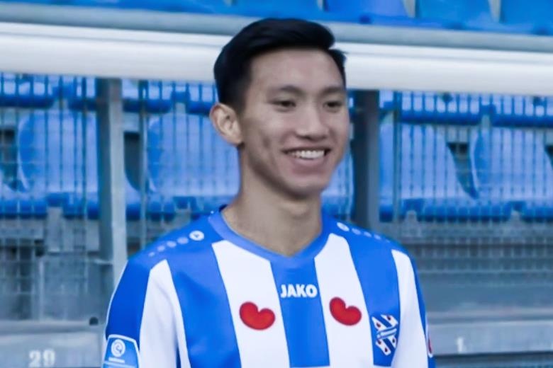 Van Hau noi gi truoc tran dau cua Heerenveen? hinh anh
