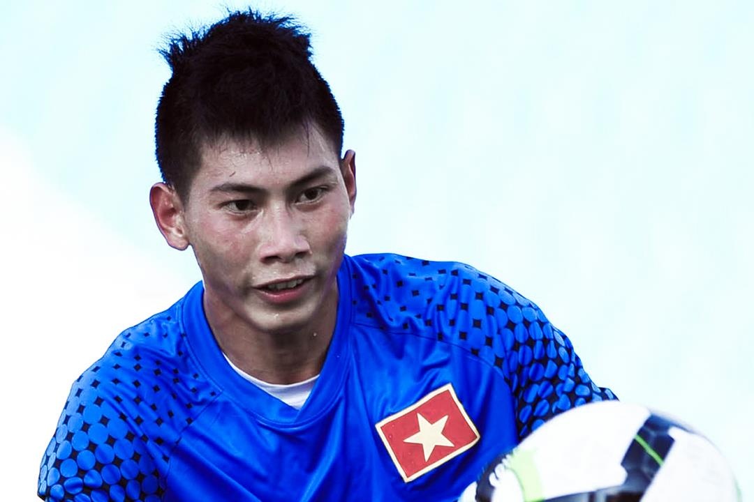 Tuan Manh can pha phat den truoc ngay len tuyen hinh anh