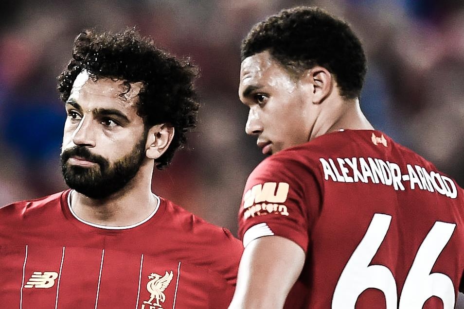 Salah giat got cho Arnold sut tung luoi Chelsea hinh anh