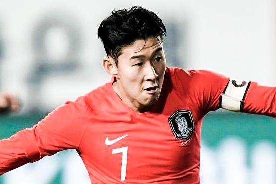 Son Heung-min lap cu dup, Han Quoc thang Sri Lanka 8-0 hinh anh