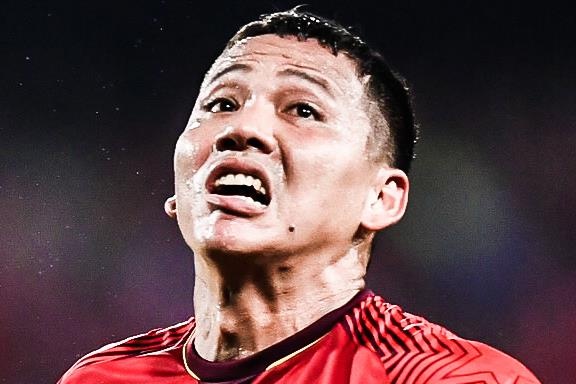 Ban thang hut cua Anh Duc truoc Malaysia hinh anh