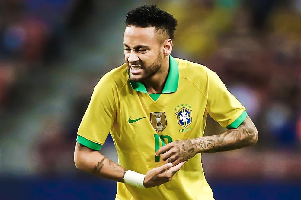 Neymar tiep tuc dinh chan thuong hinh anh