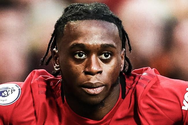 Hau ve MU de bong qua 2 chan trong ban go hoa cua Liverpool hinh anh