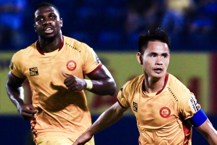 CLB Thanh Hoa co suat da play-off trong ngay hoa Binh Duong hinh anh