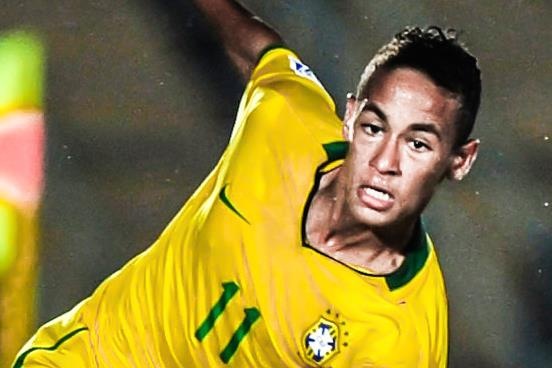 Tron 10 nam Neymar duoc so sanh voi Pele hinh anh