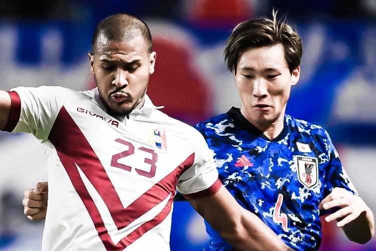 Cuu tien dao Premier League lap hat-trick truoc Nhat Ban hinh anh