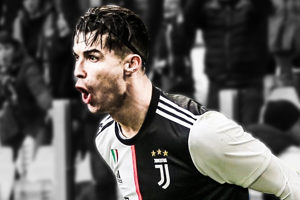 Ronaldo giai thich tieng thet trong pha an mung hinh anh