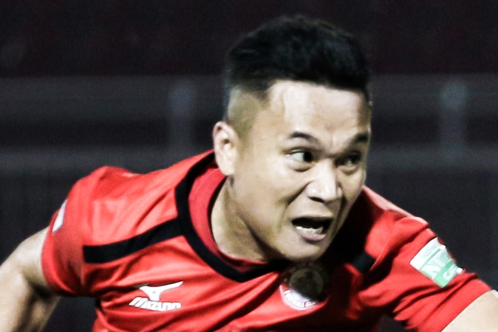 Phi Son lo co hoi ghi ban sau khi lua qua thu mon hinh anh