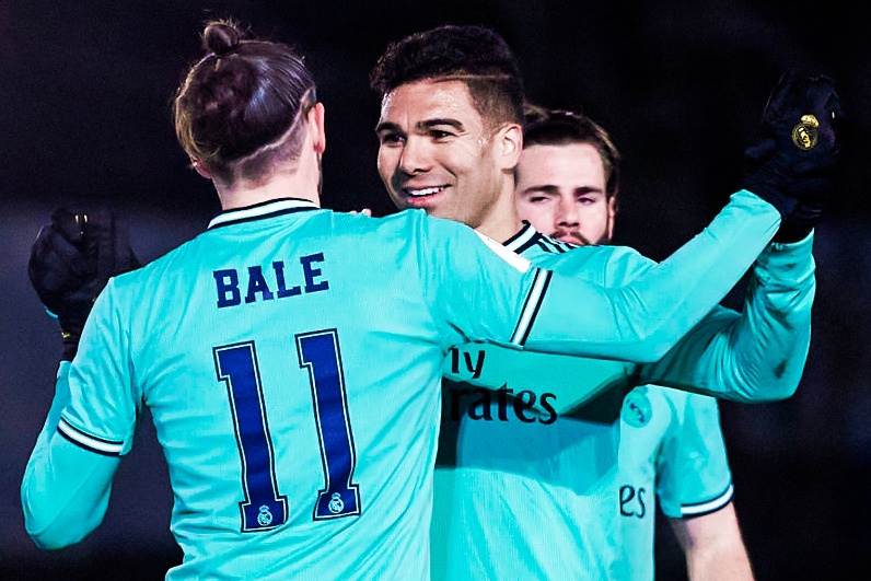 Bale ghi ban trong ngay tro lai doi hinh Real hinh anh