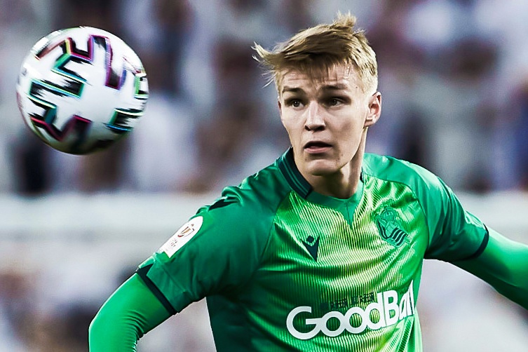 Odegaard dut diem xau kim 2 cau thu Real Madrid hinh anh