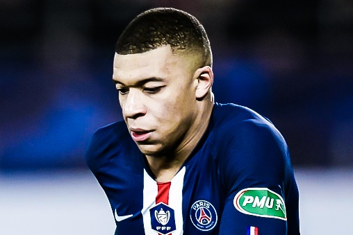 Cu vay ma ngoai kien tao cua Mbappe hinh anh