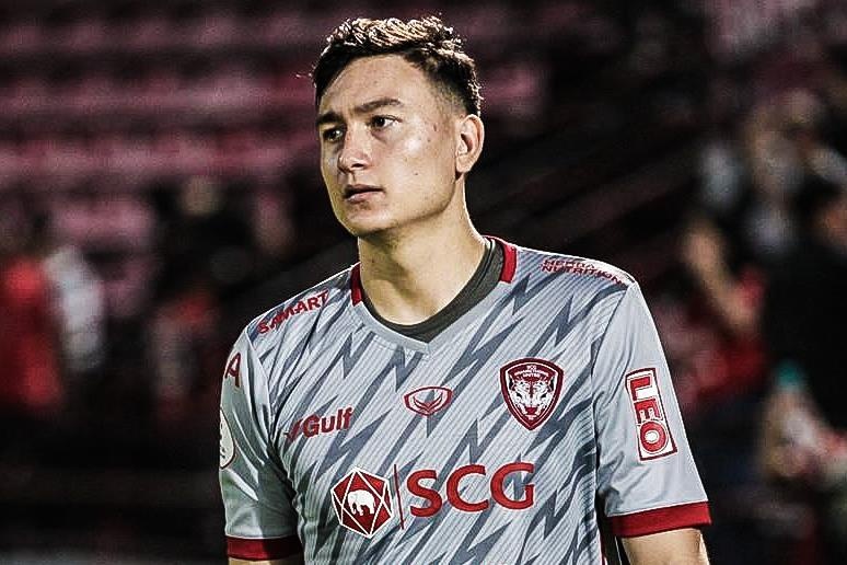 Highlights Pathum - Muangthong: Van Lam va dong doi thua nguoc hinh anh