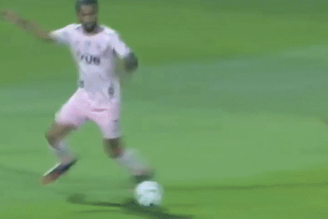 Hau ve phan luoi vi chuyen thang ve khung thanh o Thai League hinh anh