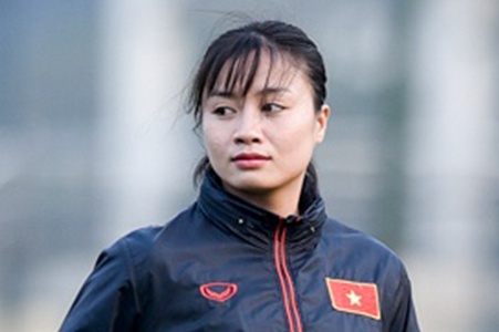 Tuyen nu Viet Nam choc thung luoi lua cau thu du SEA Games 22 hinh anh