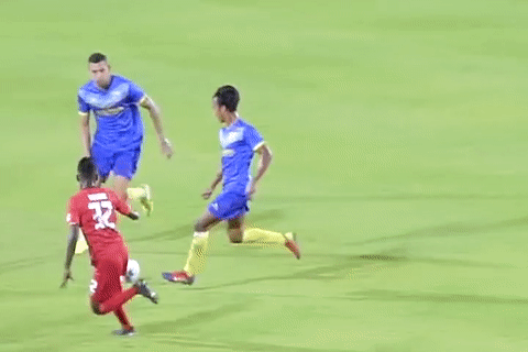 Gan 5 trieu luot xem pha thi trien tiki-taka cua doi bong chau A hinh anh