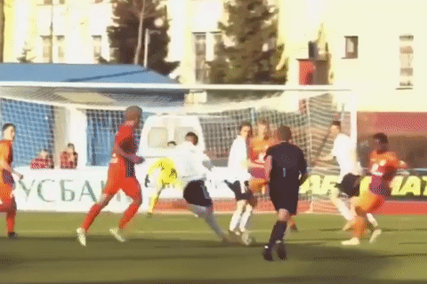 Ban thang tu xa moi nhat cua bong da chau Au hinh anh