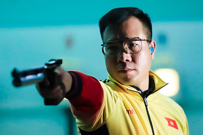 Hoang Xuan Vinh quyet dinh khong tham du SEA Games 31 hinh anh