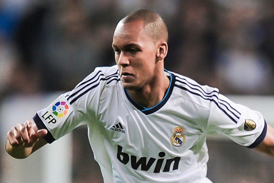 Fabinho va pha kien tao bi lang quen trong lich su Real Madrid hinh anh