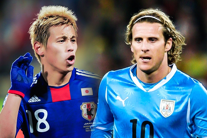 So sanh 2 cu knuckleball dinh cao cua Honda va Forlan hinh anh