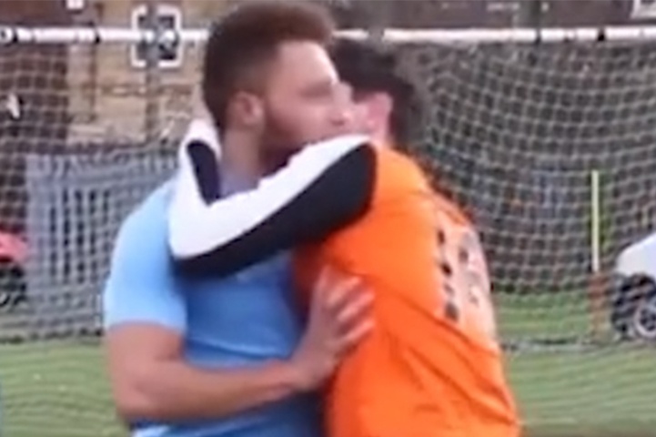 Pha om hon khien doi phuong khong the noi cau hinh anh