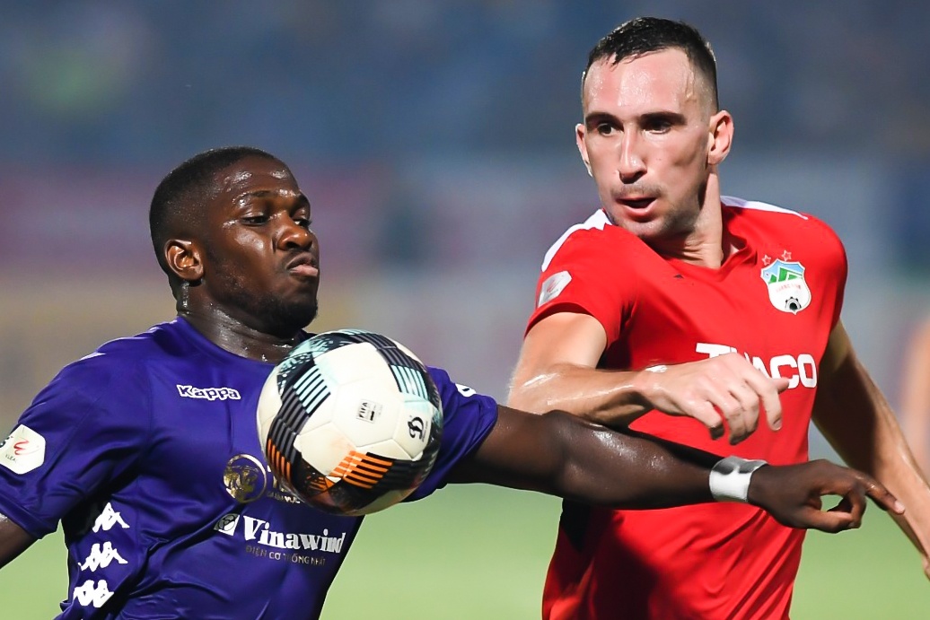 Ngoai binh mac sai lam khien HAGL tra gia hinh anh